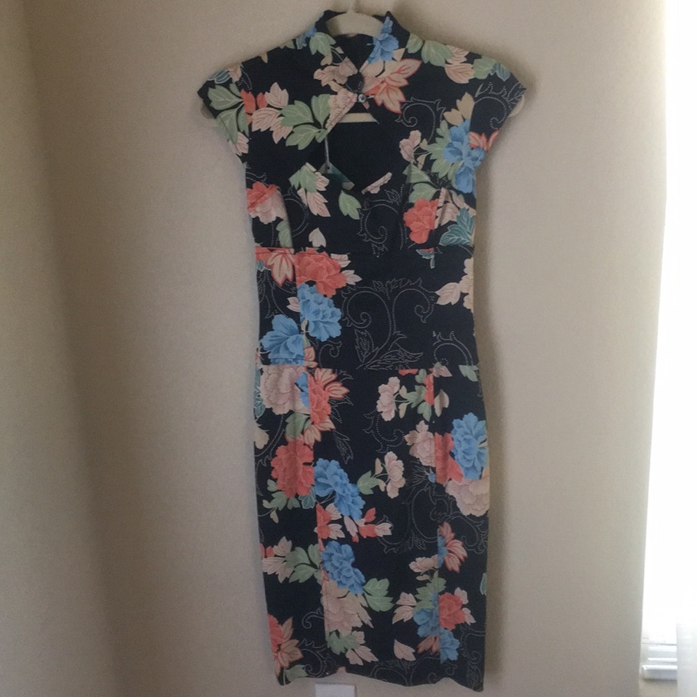 ‼️End of Summer Sale‼️ NWT Karen Millen